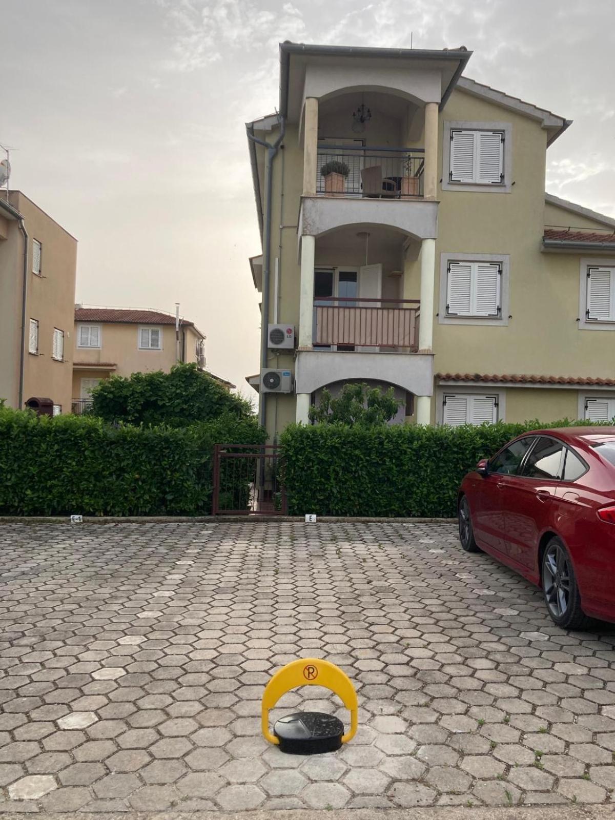 Dachgeschoss-Apartment "Andemi" In Istrien Novigrad Istria Exterior foto